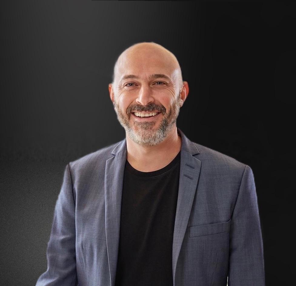 Diego Wallach Headshot_Europe